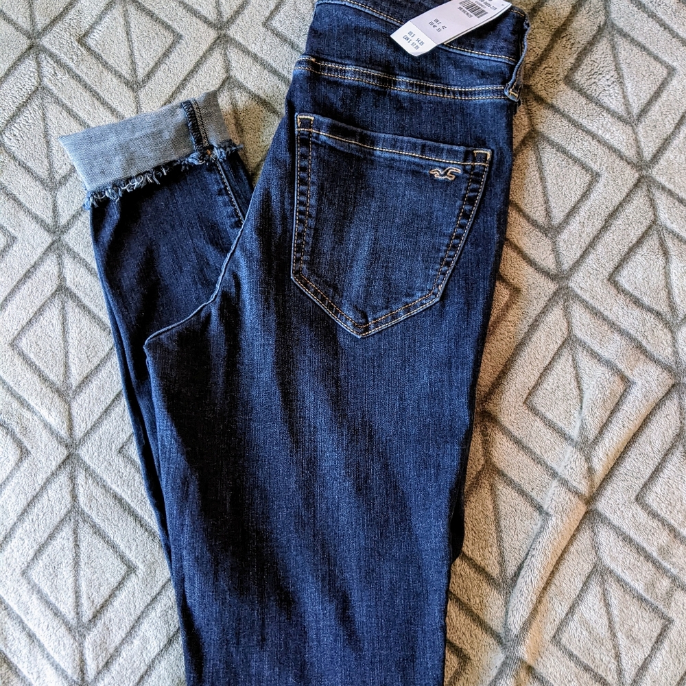 Hollister NWT high rise jean leggings